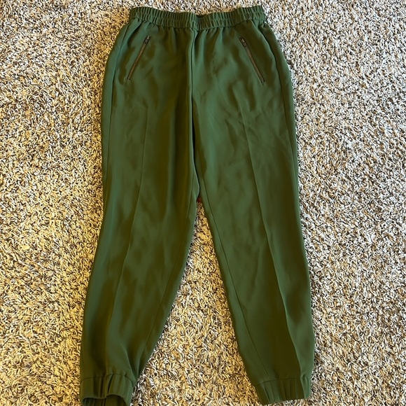 J Crew Olive Green Casual Jogger Pants size 4 - Picture 3 of 12